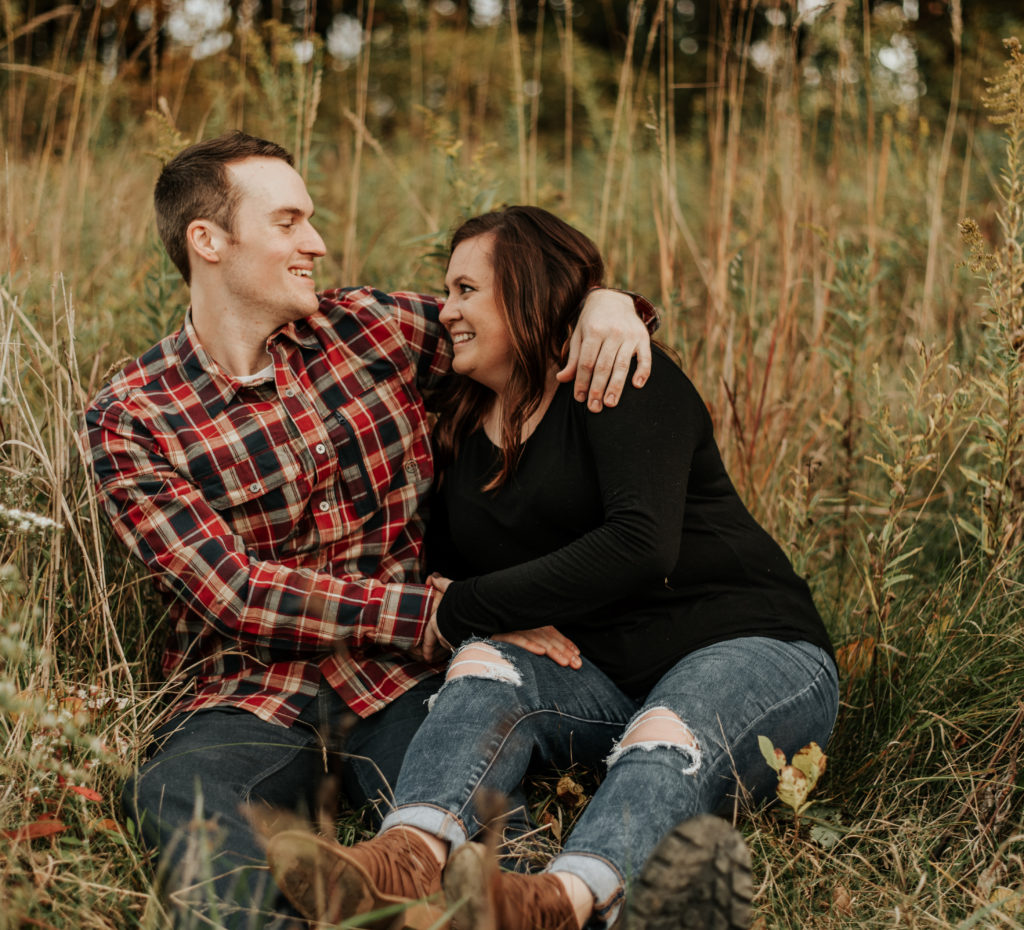 Engagement session at Brandywine Gorge Trail // Cuyahoga Falls, Ohio ...