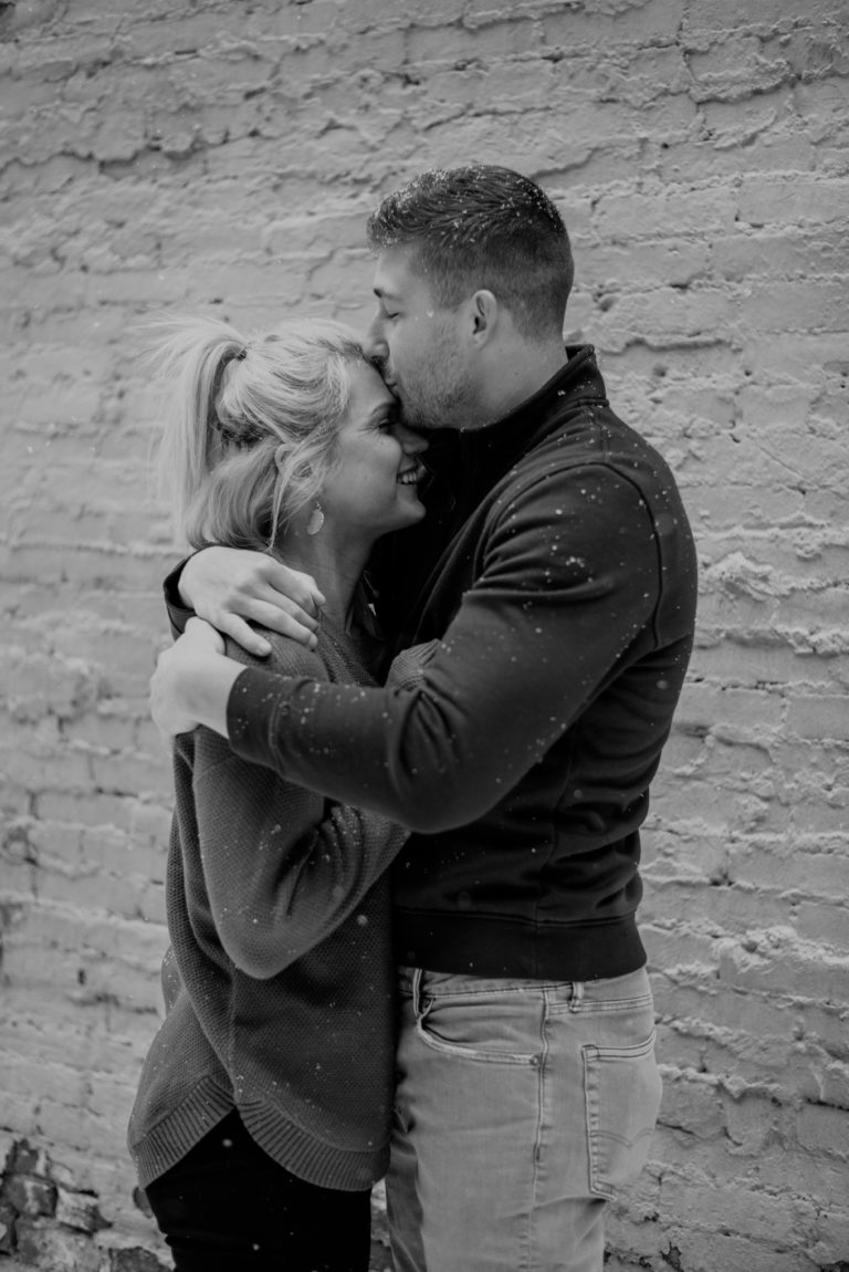 Photoshoot places in Cleveland Ohio | where to do your engagement photos