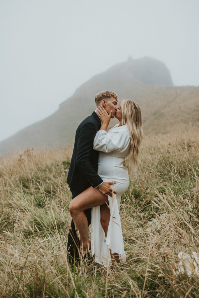 Newly weds kissing for Colorado elopement photoshoot